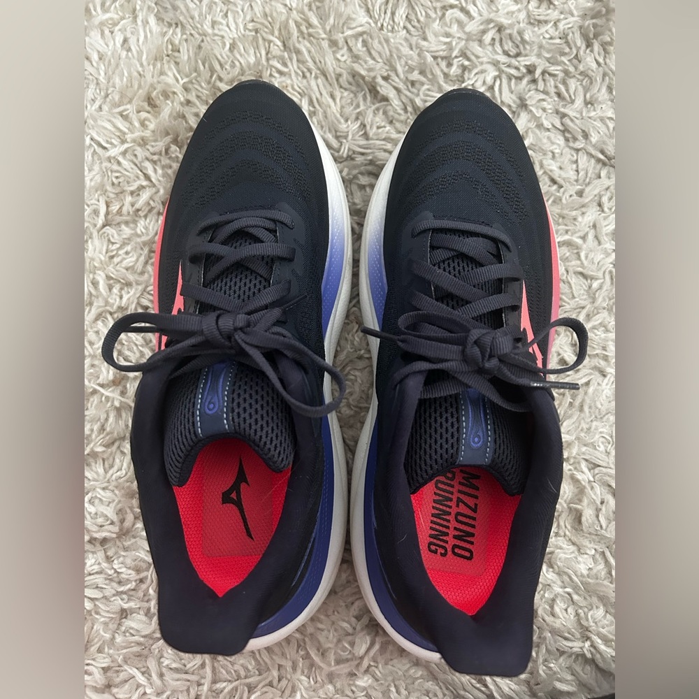 Mizuno Running shoes